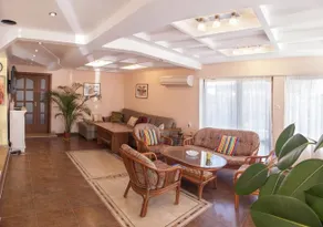 Villa Albena Bay View - Image 2
