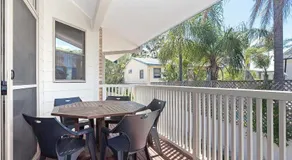 3 'Ambleside' 9 Shoal Bay Avenue - air con, WIFI and close to the water and Shoal Bay shops - Image 4