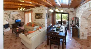 Julieta Villa - Image 2