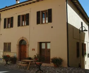 L'albergo Di Ieri - Image 2