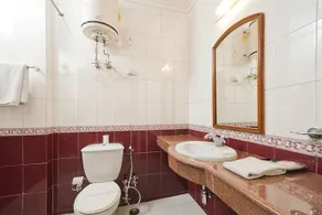 Hotel Oyo Rooms Gk 1 - Image 4