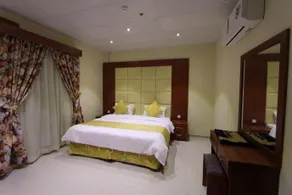 Marasena Arsa Hotel Suites - Image 5
