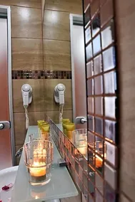 Marathon Hotel - Image 2