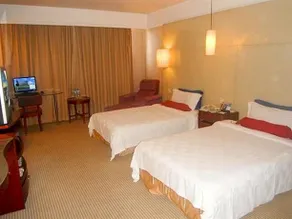 Horaton Hotel - Image 2