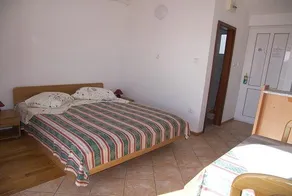 Apartmani Zlatni Rat - Image 3