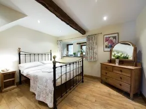 Topley Head Farm Cottages - Image 2