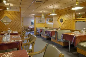 Days Inn by Wyndham Portage La Prairie - Image 3