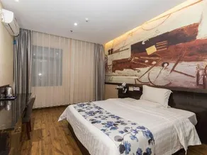 Runzhou Boutique Hotel - Image 5