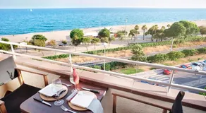 CAMOS BEACH Modern apartment facing the sea with terrace and pool FREE WIFI 4PAX - Image 3