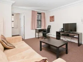 Amazing 2 Bedroom Apartment at Theatre District - Image 3