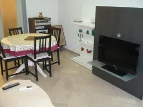 Joe's Unforgettable Vatican Nest - Image 4