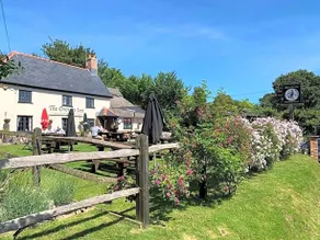 The Drovers Inn - Image 1