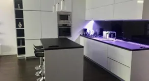 Luxury Apartment - City View - Image 2