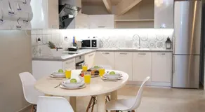 Centre Square Penthouse - Image 4