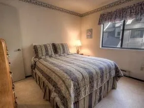 Comfortable Woodstock for 4 2 Br condo by RedAwning - Image 3