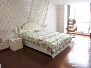 Shenyang Zuoyou Fengqing Theme Hotel - Image 3