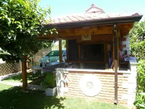 Ani Apartments - Image 2