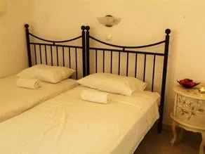 Ortensia Villas Apartments - Image 2