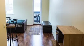 Modern Apartment - Image 4
