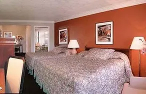 Intown Hotel - Image 3