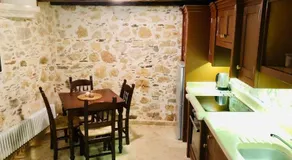 Villa Kamares Boutique Spa Apartments - Image 2