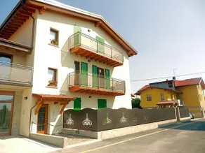 Ad Hoc Bed And Breakfast - Image 4