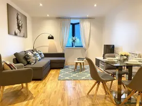 Urban Living's - The Burley Luxury City Apartment - Image 1