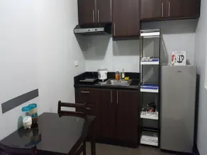 Studio Stamford Mckinley Hill - Image 1