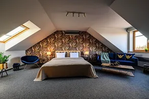 Porins Hotel - Image 4
