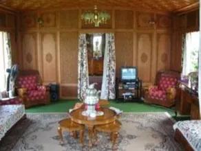 Houseboat Mughal-e-Azam - Image 3