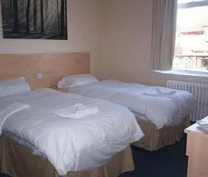 Village Inn Corby - Image 2