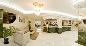 HOTEL HSM MADRIGAL - Image 4