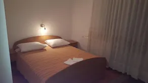 Jezera Rooms - Image 3