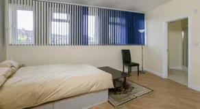 Kingston House - Image 4