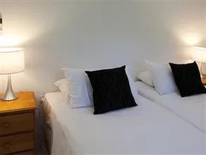 Gardenia Luxury Holiday House - Image 4