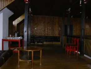 VANA TALL GUESTHOUSE - Image 2