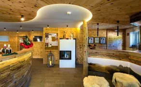 Hotel Chalet Dolomites - Image 3
