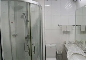 Jining Qianxi Hotel - Image 4