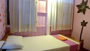 Les BoBo's Backpacker Hostel - Image 2