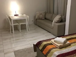White Home - Image 5