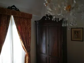 Trinity Palace - Image 4