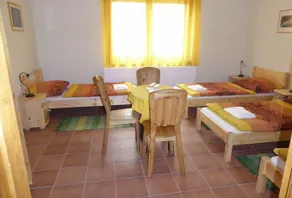 VENDéGHáZ A KéT TORONYHOZ - Image 3
