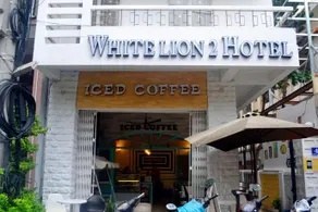 White Lion 2 Hotel - Image 2