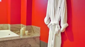 A C Pearl Holiday Homes - The Loft with Burj Khalifa View - Image 3