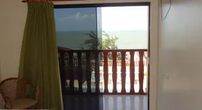 Laina's Place Hotel - Image 5