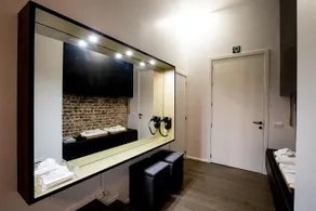 chambre avec jacuzzi sauna privatif - Image 3