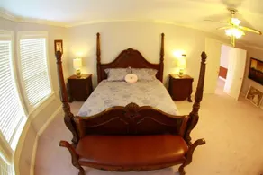 Street of Dreams Guest House - Image 2