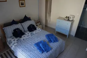 Le Petit Chateau - Image 4