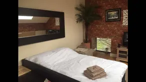 Lime Square Loft - Image 4