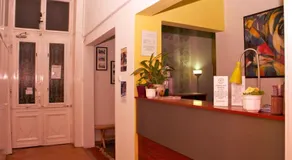 Red Bus Hostel - Image 3